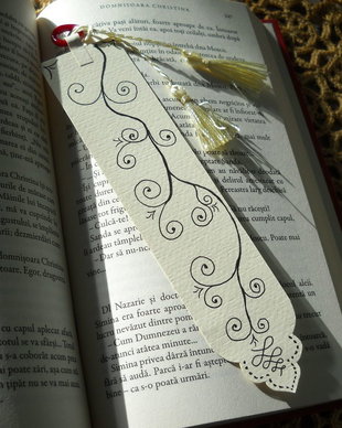 Reading (between the lines)