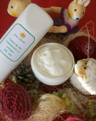CREMA DE RAS HIDRATANTA CU COLAGEN