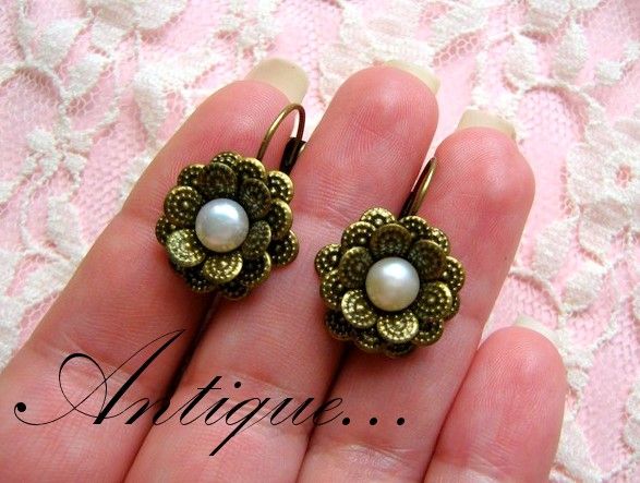 ANTIQUE PEARLS