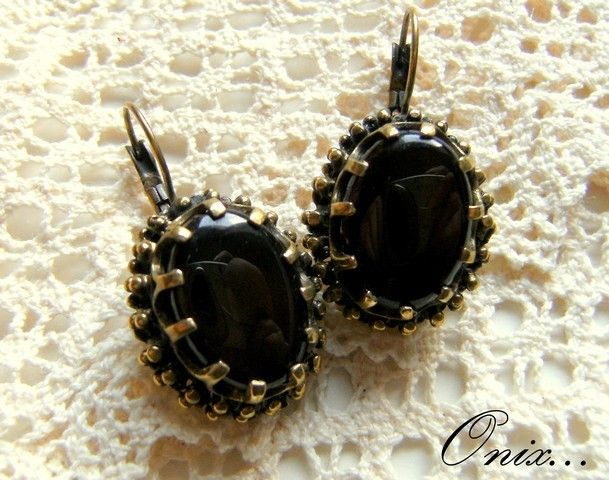 VINTAGE ONIX