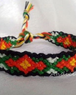 Friendship bracelet - Fiecare nod este o rugaciune
