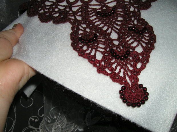 Colier handmade crosetat