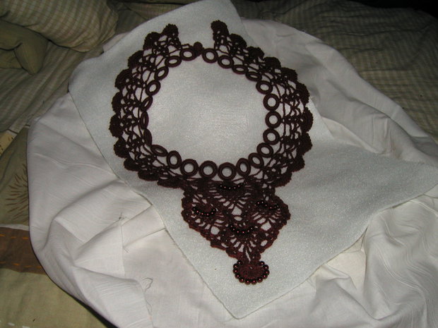 Colier handmade crosetat