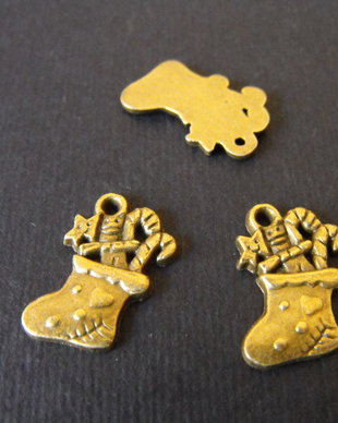PANDANTIV BRONZ CIZMA DE CRACIUN - 18 X 12 MM