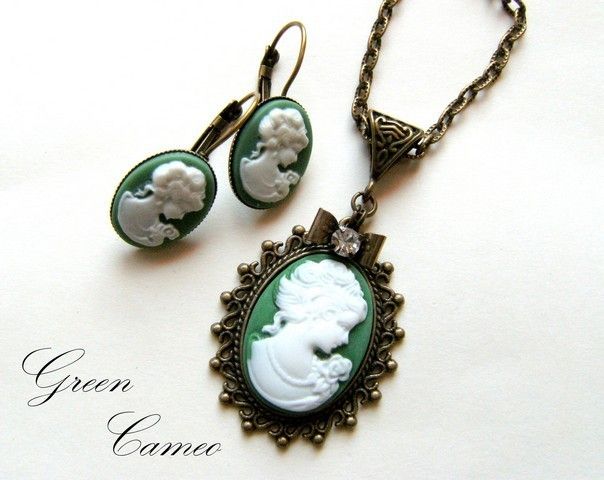 GREEN CAMEO - SET