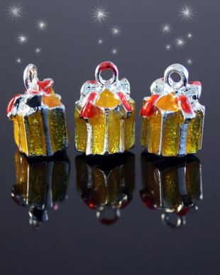 * Charm emailat *