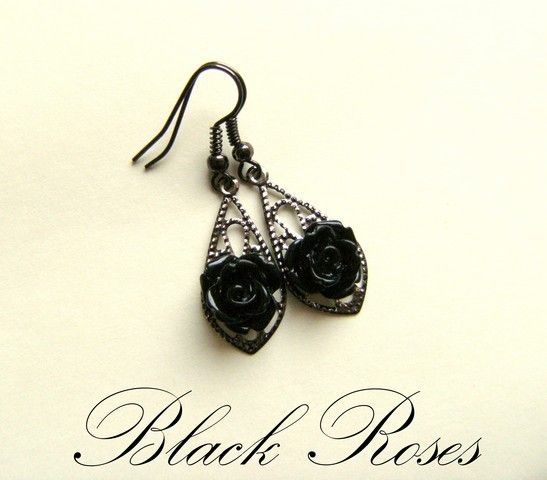 BLACK ROSES