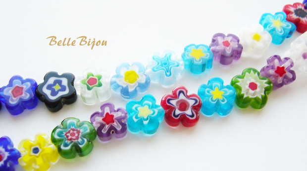 Floricele din sticla millefiori