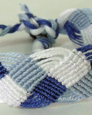 Friendship bracelet - Fiecare nod este o rugaciune
