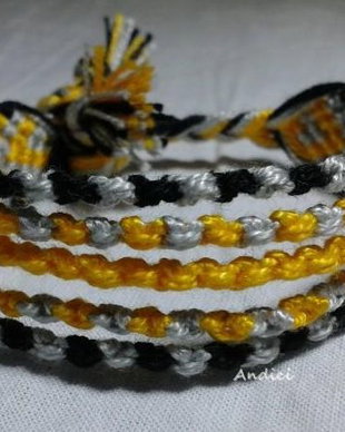 Friendship bracelet - Fiecare nod este o rugaciune