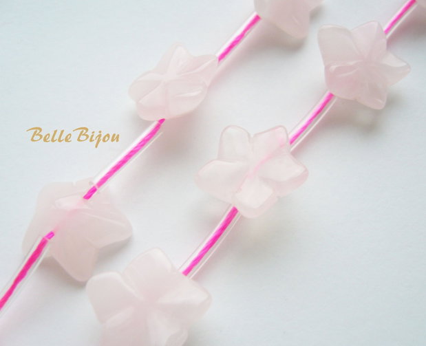 Floricele sculptate din cuart roz 16x6.5 mm