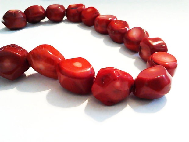 1b Coral bamboo freeform 17 x 15 mm