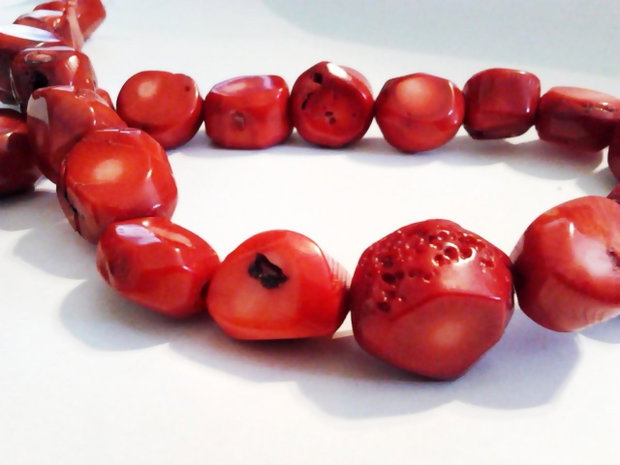 1b Coral bamboo freeform 17 x 15 mm