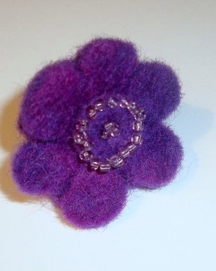 Mauve felted ring (rezervat)