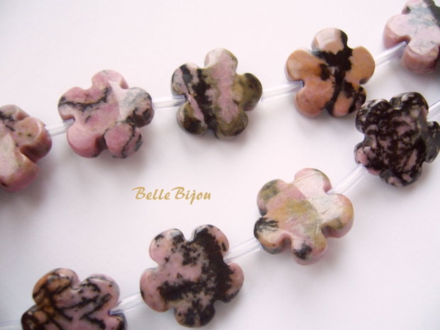 Rodonit floricele de diametru 15 mm si grosime 5 mm