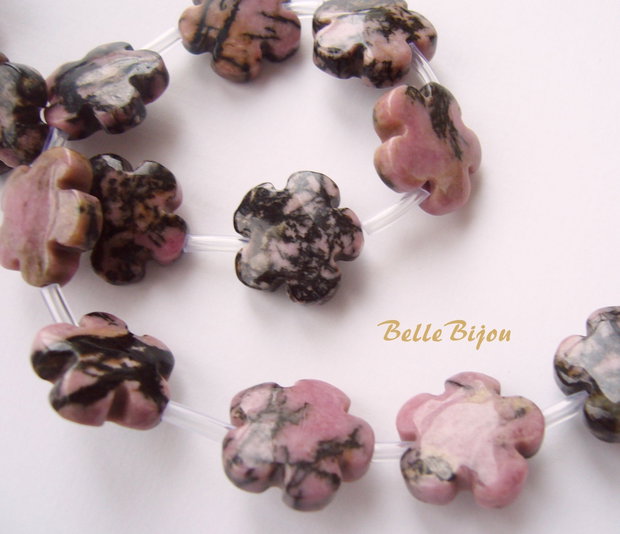 Rodonit floricele de diametru 15 mm si grosime 5 mm