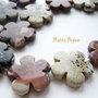 Artistic jasper flori cu diametrul de 29.5-30 mm si grosimea de 6-7 mm