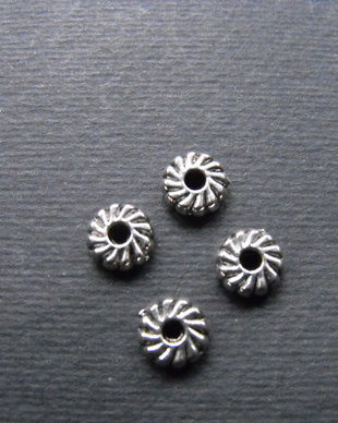 DISTANTIER  - 7,5 X 2,5 MM