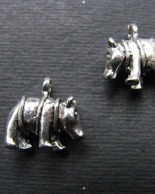 PANDANTIV  - 16 X 15 MM