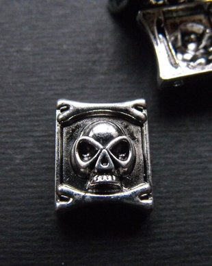 DISTANTIER 4 ORIFICII - 16 X 13 MM