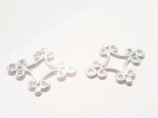 1b Link /chandelier placat cu argint 18 x 17 mm