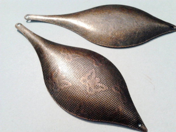 1b Pandantiv filigran cupru  ''Butterfly leaf '' 23 x 64 mm