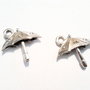 1b Charm placat argint '' Umbrela 3d '' 17 x 16 mm