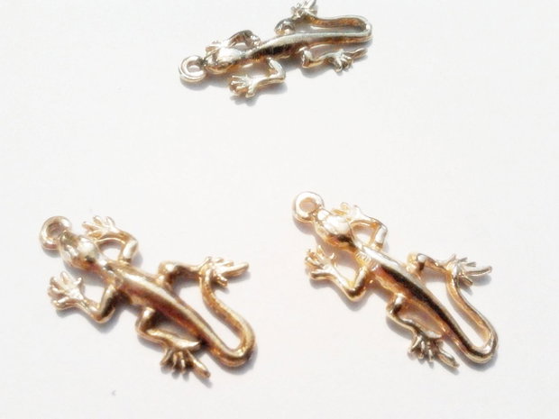 1b Charm placat aur ''Cameleon '' 11 x 23 mm