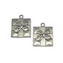 Charm cadou, argintiu antichizat, 21x17 mm (cod 9-51)