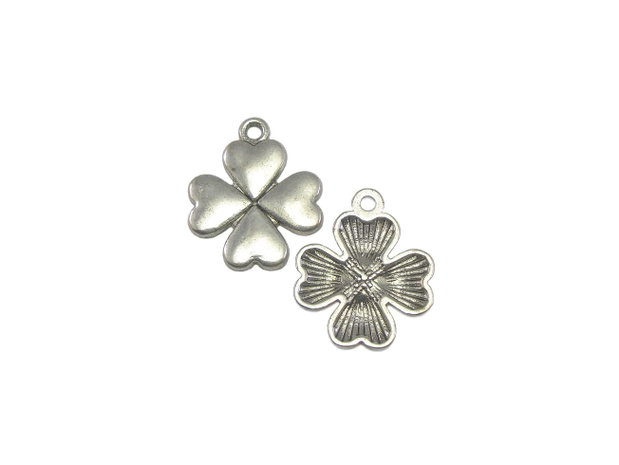 Charm trifoi, argintiu antichizat, 20x17 mm (cod 9-62)