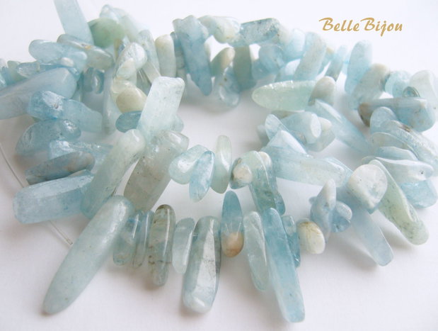 Aquamarine gherute 9-19x3-5.5x3-7 mm (10 bucati)