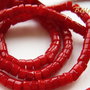 Coral rosu inchis heishi aprox 2x3 mm (10 bucati)