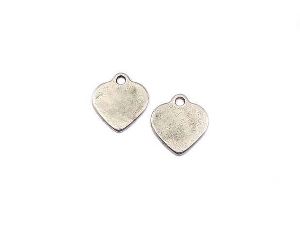 Charm inima, finisaj argintiu antichizat, 15x14 mm (cod 9-222)