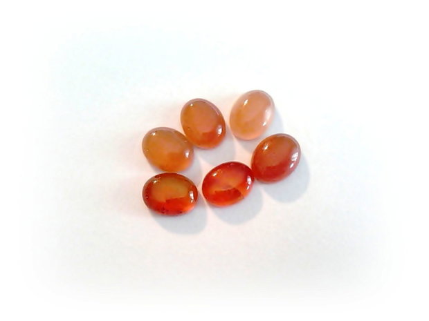 1b Cabochon carneol 8 x 10mm
