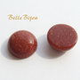 (2b) Cabochon rotund din brown goldstone
