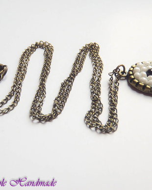 Colier bronz Small Antique - perle ivory si granat