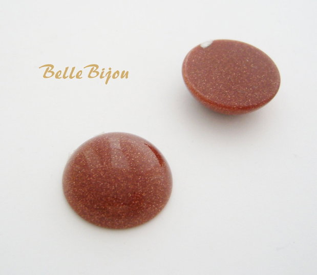 (2 b) Brown goldstone cabochon de diametru 20 mm si grosime 7 mm