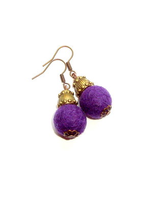 Mauve felt earrings