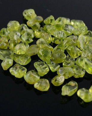J291 (10b) Cipsuri de peridot 3-8mm