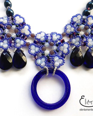 REDUCERE - Colier albastru regal