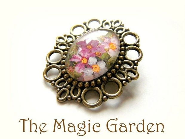 THE MAGIC GARDEN - BROSA