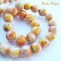 Agate degrade alb-galben-portocaliu cu pete negre aprox 10.5 mm