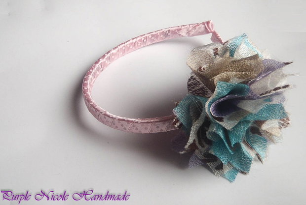 Cordeluta Fluffy Pink - floare pompom