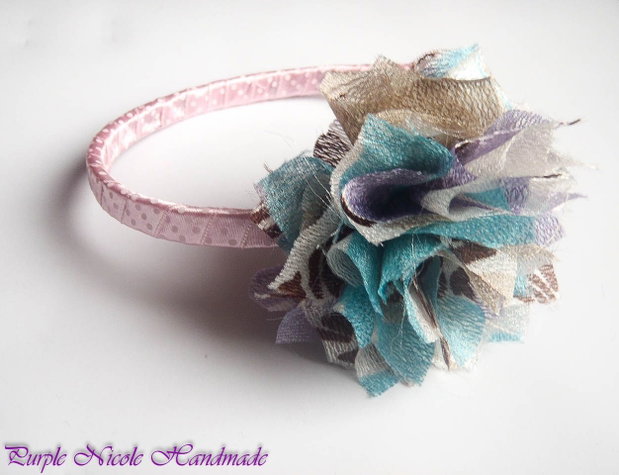 Cordeluta Fluffy Pink - floare pompom