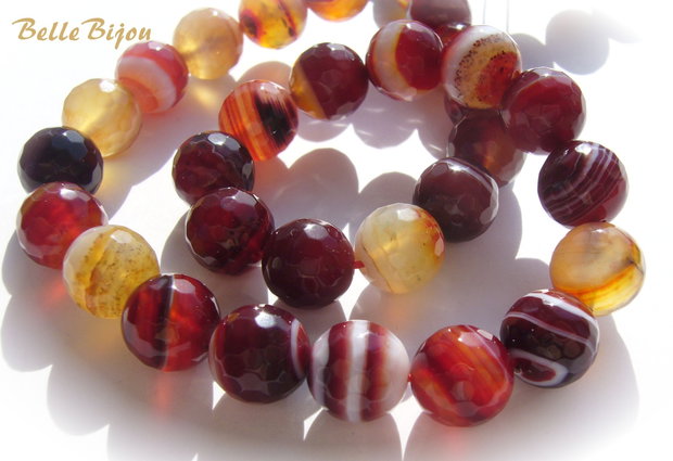 Agate fatetate degrade de la transparent la grena 10 mm