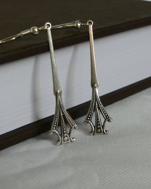 "Long and thin on silver"
