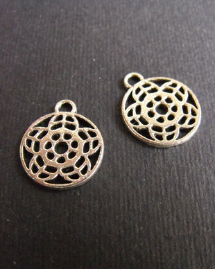 PANDANTIV - CHARM - 18 X 15 MM