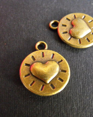 PANDANTIV  BRONZ - 25 X 21 MM