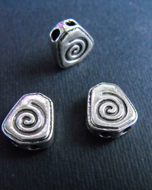 DISTANTIER 2 ORIFICII  PT SNUR - 14 X 12 X 4,5 MM