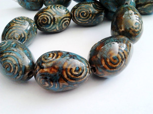 1b Ceramica pictata 30 x 20mm